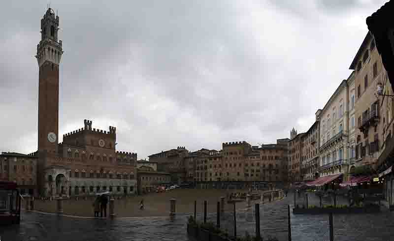 05 - Italia - Siena - plaza del Campo - palacio Comunal y torre del Mangia - panoramica